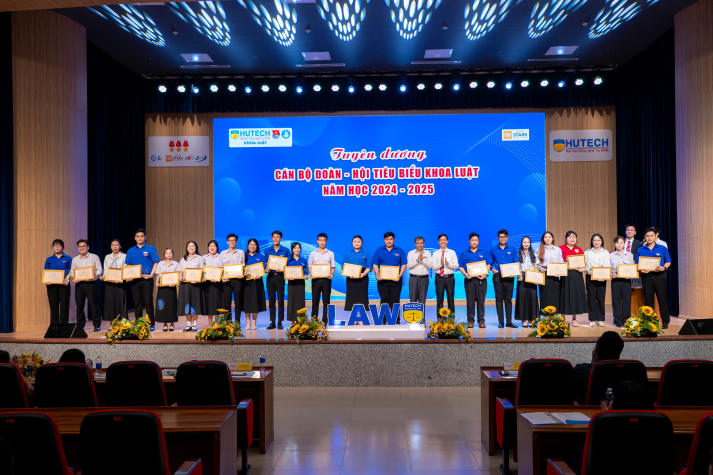 Vinh danh nỗ lực Tải app 13Win Khoa Luật 13WIN13, khởi động phong trào năm học mới  2025-2026 85