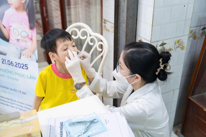 Trang Chủ Sòng Bạc 13win.com Uy Tín và doanh nhân 13WIN13 viết tiếp hành trình nhân ái tại Mái ấm tình thương Phúc Lâm 55