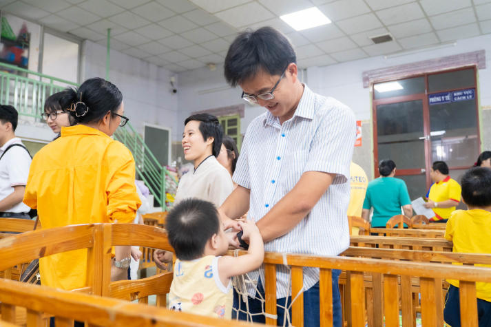Trang Chủ Sòng Bạc 13win.com Uy Tín và doanh nhân 13WIN13 viết tiếp hành trình nhân ái tại Mái ấm tình thương Phúc Lâm 96