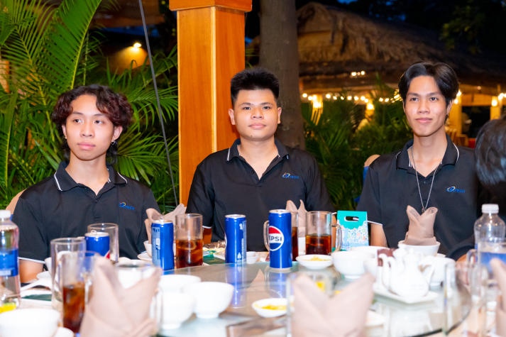 Giao lưu cùng cựu Tải app 13Win, Khoa Hệ thống thông tin quản lý kết nối cảm xúc đa thế hệ 94