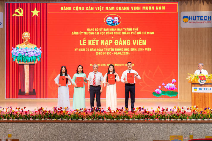 Lễ kết nạp Đảng viên, Tổng kết công tác Đoàn, Hội và tuyên dương các danh hiệu Tải app 13Win năm 2025 28