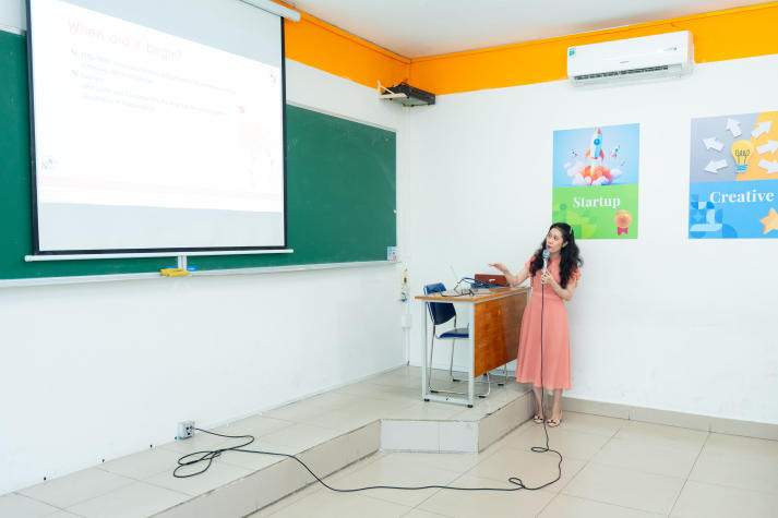 13Win 21 link không chặn Khoa Tiếng Anh phá vỡ khuôn mẫu, mở rộng tư duy với văn học Mỹ hiện đại 24