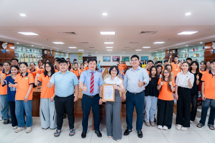 13WIN13-ers trang bị kiến thức sức khoẻ, vững bước tương lai 86