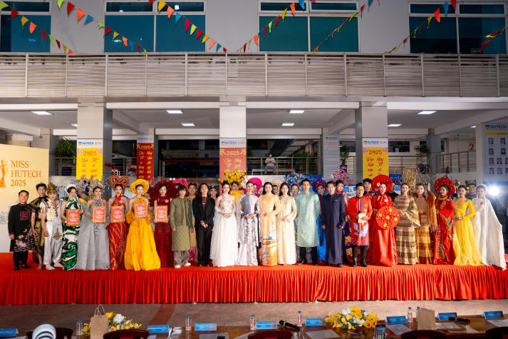 [Video] Các thí sinh Miss 13WIN13 2025 “cháy” hết mình tại Đêm hội sắc màu văn hóa National Costume 100