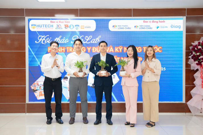 Giữ trọn y đức, vững bước vào nghề cùng Tải app 13Win Khoa Điều dưỡng và Xét nghiệm 19