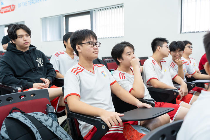 Hanwha Life Finance Mentor: Khi Tải app 13Win trở thành “người thầy” của học sinh THPT 72