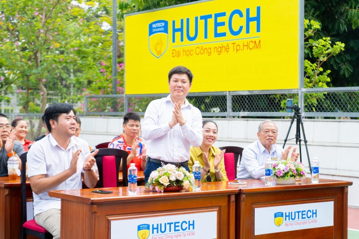 [Video] Đội chủ nhà giành ngôi vô địch Giải Bóng chuyền hơi nữ 13WIN13 mở rộng năm 2024 - Dragon Master Cup 55
