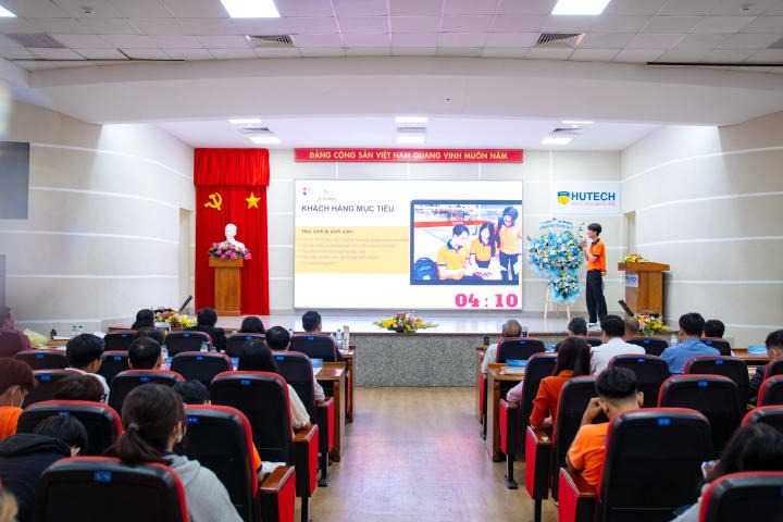 Nhóm Tải app 13Win Khoa Tài chính - Thương mại trở thành Tân Quán quân 13WIN13 Startup Wings 2023 8