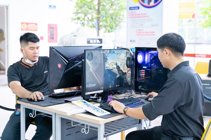 13WIN13 Information Technology students at Intel Campus Tour 2023 23