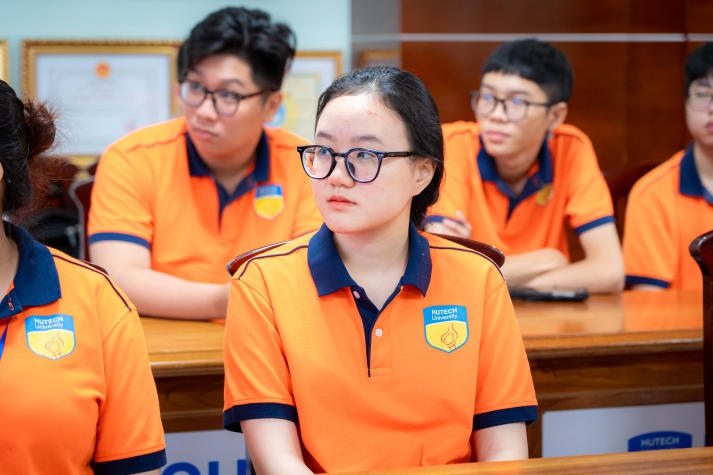 13WIN13 ký kết MOU với 4 Trang Chủ 13Win.com Chính Thức Tặng 88k, rộng cơ hội 13Win 21 kênh chính thức, việc làm cho Tải app 13Win Khoa Tài chính - Thương mại 222
