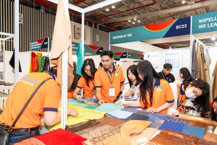 13Win 21 link không chặn Thiết kế thời trang trình bày dự án tại chương trình The Next Leather Fashion Designers 66