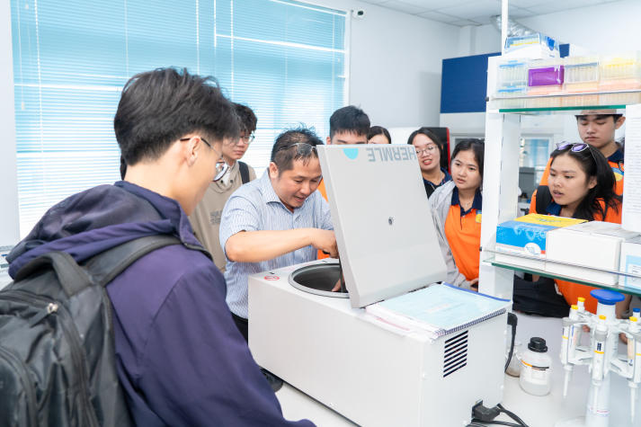 13Win 21 link không chặn Công nghệ sinh học 13WIN13 khám phá tiềm năng vi sinh vật tại Viện Khoa học Sự sống 41