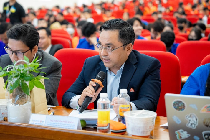 “Cụt yêu đời” Nguyễn Ngọc Nhứt trở thành tân Quán quân 13WIN13 Startup Wings 2024 130