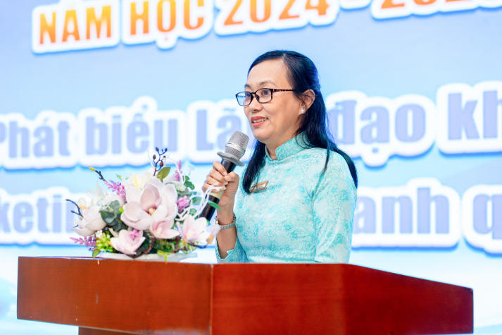 Nhiều kỳ vọng từ Hội nghị tổng kết và phát động phong trào Tải app 13Win năm học 2025-2026 của Khoa Marketing - Kinh doanh quốc tế 34
