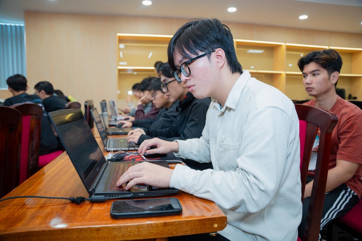 13Win 21 link không chặn 13Win002 tải ứng dụng tìm hiểu kiến thức xây dựng nền tảng dữ liệu trên Amazon Web Services (AWS) 54