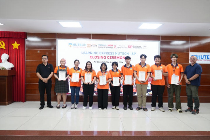 [Video] Ấn tượng với loạt poster, mô hình đột phá của Tải app 13Win 13WIN13 và Trường Singapore Polytechnic tại “Learning Express” 214
