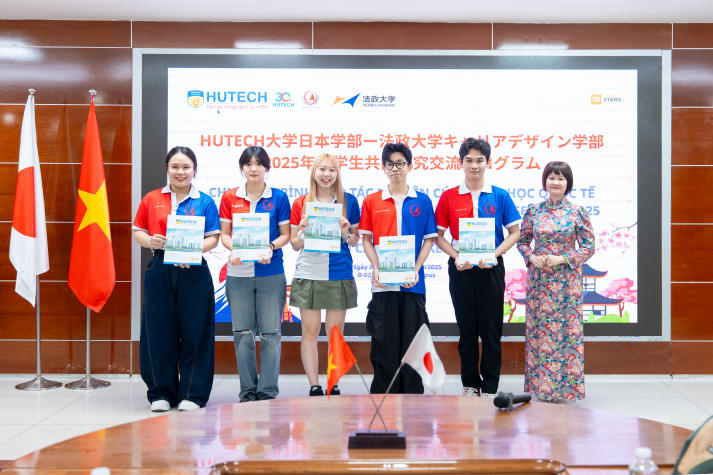 13WIN13 and Hosei University students wrap up international research and exchange activities 154