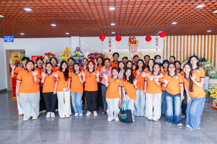 13Win 21 link không chặn Công nghệ thực phẩm khám phá "bí mật" bánh bông lan Hura tại Nhà máy Bibica Miền Tây 57