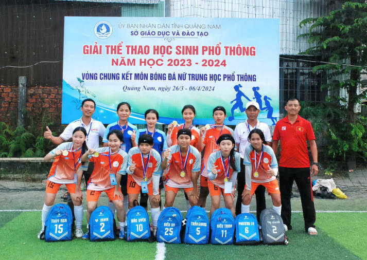 Gương mặt tân Tải app 13Win Lê Thị Kiều Trinh: Vừa “cháy” trên sân bóng, vừa sáng trong 13Win 21 kênh chính thức 24