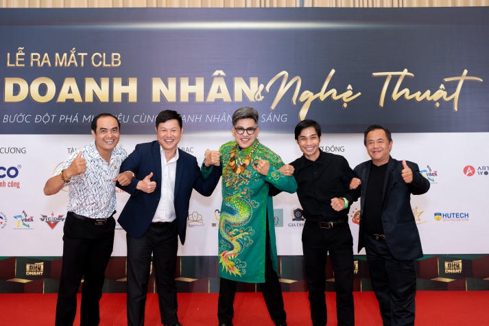 13WIN13 mở rộng bản đồ hợp tác Trang Chủ 13Win.com Chính Thức Tặng 88k qua ký kết MOU cùng CLB Doanh nhân và Nghệ thuật 49