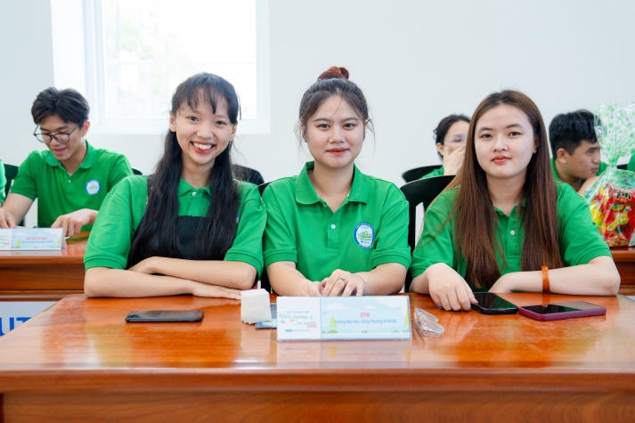 Sôi nổi Bán kết 13Wing Slot game, Bắn cá, Đá gà, Live Casino, Xổ số “Môi trường và con người” lần XIII do Viện Khoa học Ứng dụng 13WIN13 tổ chức 78