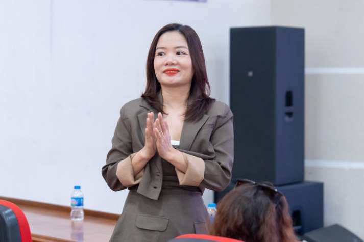 13Win 21 link không chặn Khoa Marketing - Kinh doanh quốc tế 13WIN13 “làm giàu” hành trang, sẵn sàng chinh phục nhà tuyển dụng 92