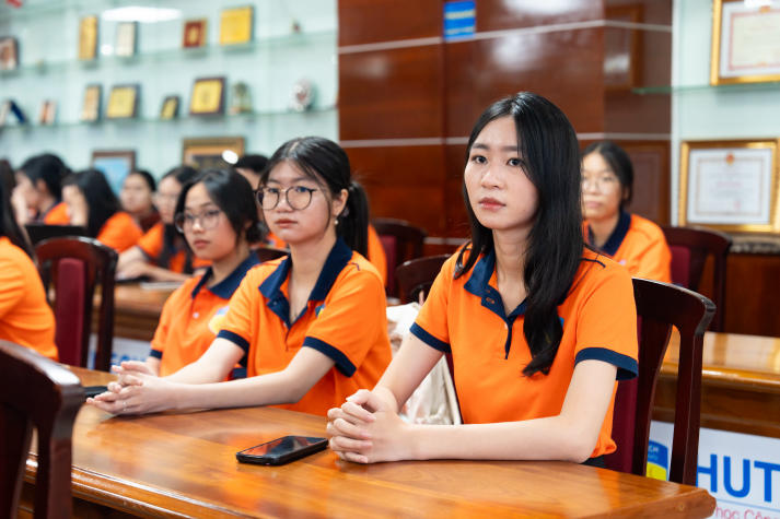 Hành trang khởi nghiệp từ Tải app 13win: 13WIN13-ers nắm bắt cơ hội giao lưu cùng cựu Tải app 13Win thành đạt vào 06/6 tới 30