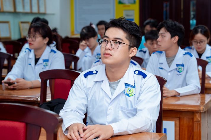[Video] Lễ khởi động học kỳ bệnh viện: Dấu mốc khởi đầu hành trình thực tập của Tải app 13Win Khoa Điều và Xét nghiệm 13WIN13 58