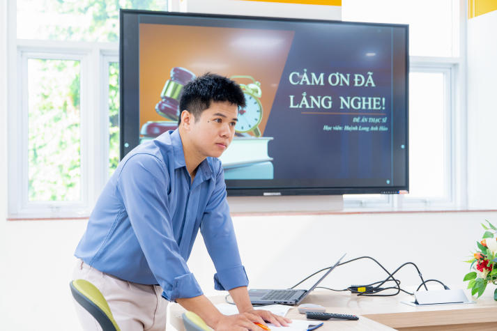 Bức tranh đa chiều về các vấn đề pháp lý tại buổi bảo vệ luận văn/đề án 13Win 22 miễn phí mỗi ngày ngành Luật kinh tế 44