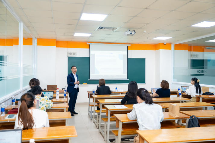 Hội nghị Khoa học Xã hội và Ngôn ngữ 2026 tại 13WIN13 chính thức diễn ra vào ngày 02/4 38