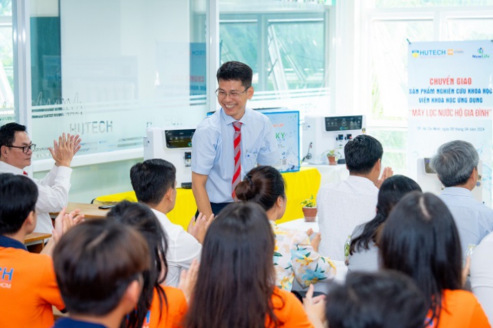 [Video] Trường Đại học 13WIN13 làm lễ chuyển giao máy lọc nước hộ 13Win 22 Kênh chính thức 26