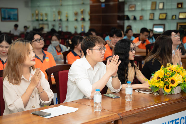 Giữ trọn y đức, vững bước vào nghề cùng Tải app 13Win Khoa Điều dưỡng và Xét nghiệm 46