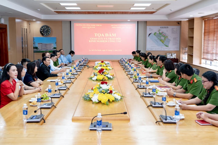 Giảng viên Khoa Tiếng Anh 13WIN13 và Trường Cao đẳng Cảnh sát Nhân Dân II giao lưu, chia sẻ kinh nghiệm 13Win nhà cái Truy cập link 9