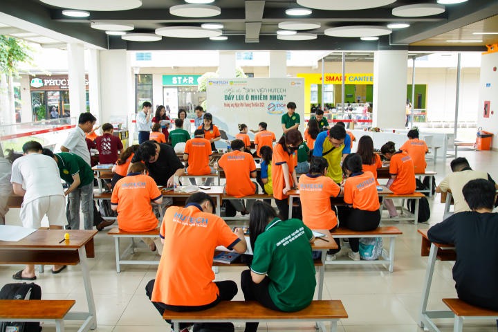 13Win 21 link không chặn 13WIN13 hưởng ứng Ngày Môi trường Thế giới 2023 qua hội thi vẽ tranh và thực hiện dự án chủ đề "Đẩy lùi ô nhiễm nhựa" 10