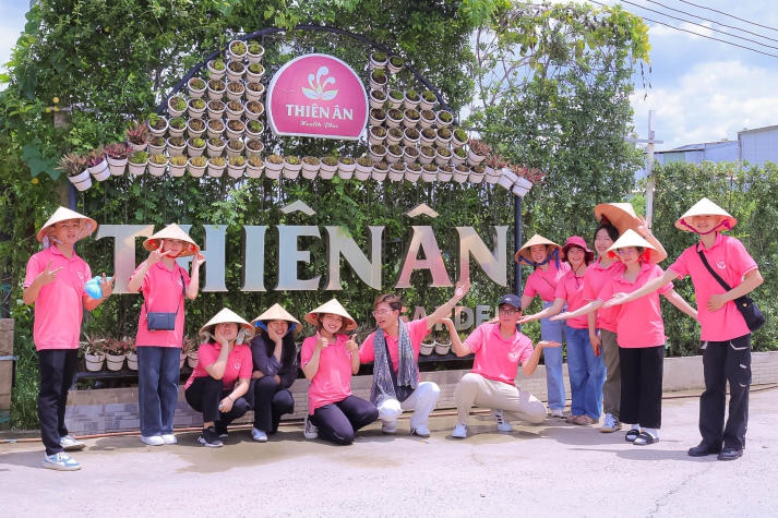 13Win 21 link không chặn Khoa Quản trị 13Win002 Truy cập link - Nhà hàng - Khách sạn lan tỏa yêu thương tại Tiền Giang 20