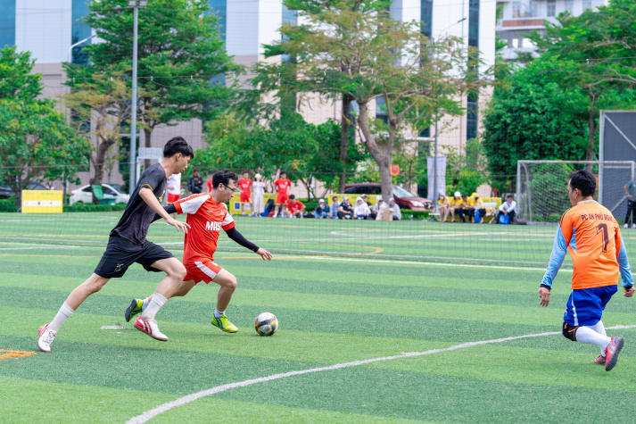 13WIN13 Alumni Football 2025: Giao bóng khởi đầu - Kết nối bền lâu 78
