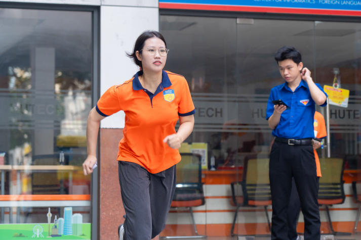 13Win 21 link không chặn Khoa Tài chính - Thương mại bứt phá thể lực tại Ngày hội Thanh niên khỏe 44