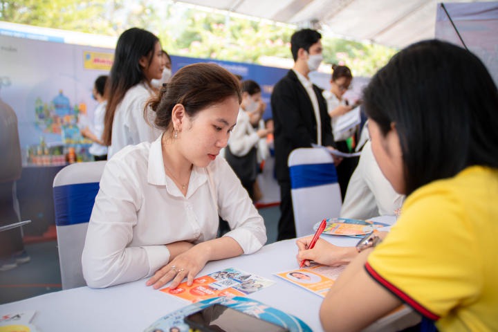 66 Trang Chủ 13Win.com Chính Thức Tặng 88k “đổ bộ” 13WIN13 Career Day 2023 mang đến hơn 4.800 đầu việc cho Tải app 13Win 157