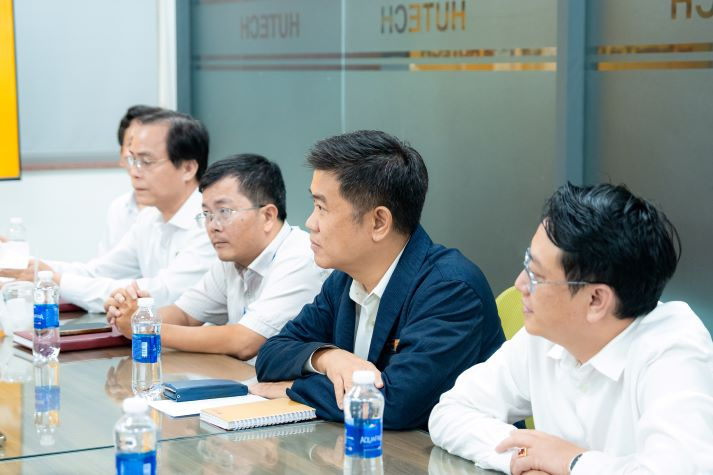 Trường Y và Khoa học Sức khỏe 13WIN13 mở rộng kết nối chuyên môn cùng Hội Quân dân Y Việt Nam 99