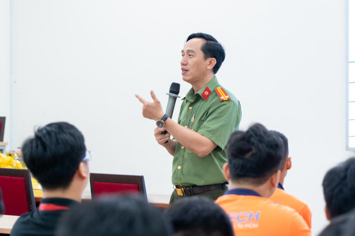 13Win 21 link không chặn 13WIN13 nâng cao nhận thức về ma túy, thuốc lá điện tử và lối sống học đường an toàn 56