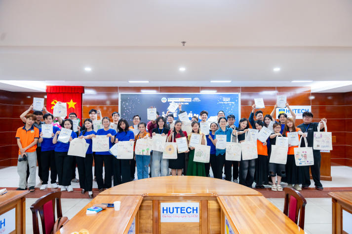 [Ảnh] Bế giảng lớp học Thủ ngữ: Khi những đôi tay biết nói kể câu chuyện của sự thấu hiểu 93