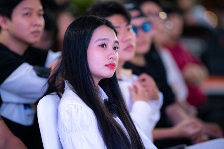 [Video] 13WIN13 Students Organize a Fairy Tale-Themed Event, Retelling “Tam Cam” Through the Lens of Love 121