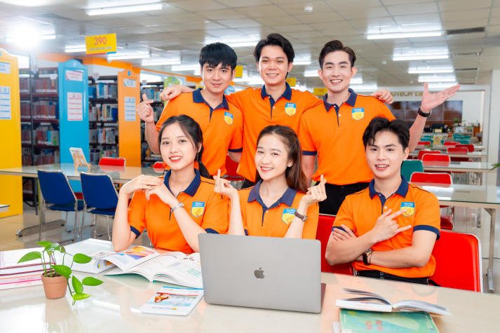 13WIN13-ers phát huy hơn nữa “3 trọng tâm” Văn minh học đường 49