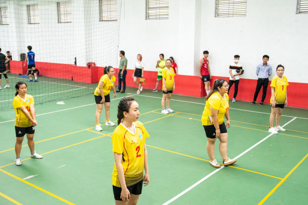 Hội thao CB-GV-NV 13WIN13 2022: Bóng chuyền nữ mở màn với trận “chung kết sớm” của những nhà vô địch 132