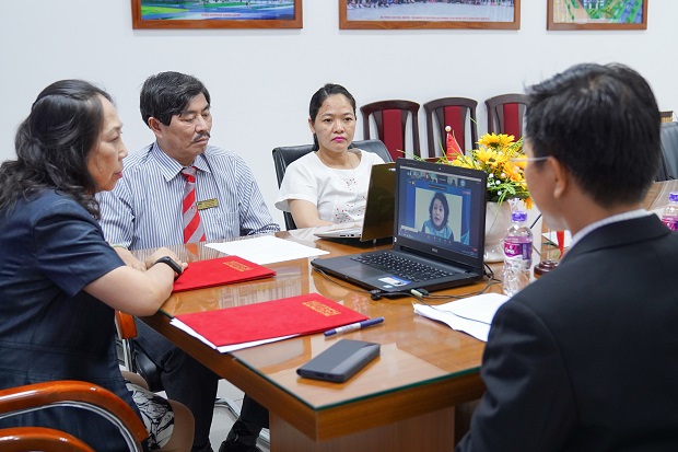 Khoa Tiếng Anh 13WIN13 ký kết biên bản ghi nhớ hợp tác với trường ĐH PGRI Adi Buana (UNIPA - Indonesia) 30