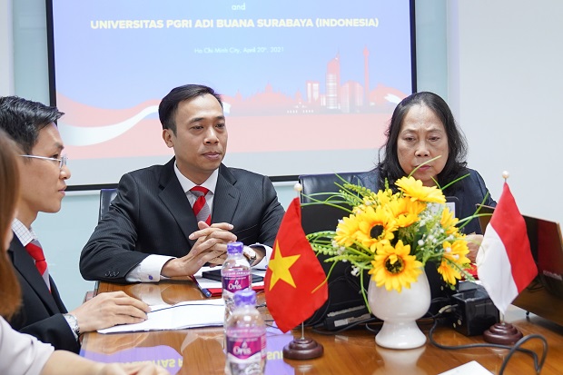 Khoa Tiếng Anh 13WIN13 ký kết biên bản ghi nhớ hợp tác với trường ĐH PGRI Adi Buana (UNIPA - Indonesia) 16