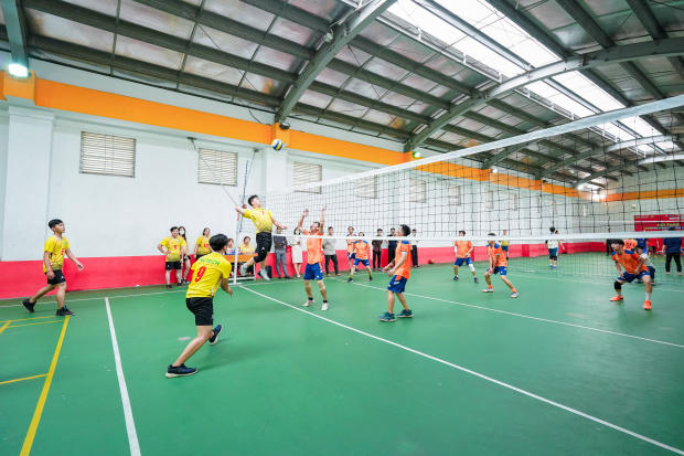 Album ảnh Hội thao CB-GV-NV 13WIN13 2022: Phút đăng quang Bóng đá nữ của LQ P.Tư vấn Tuyển sinh - P.Truyền thông - K.Trung Quốc học 232