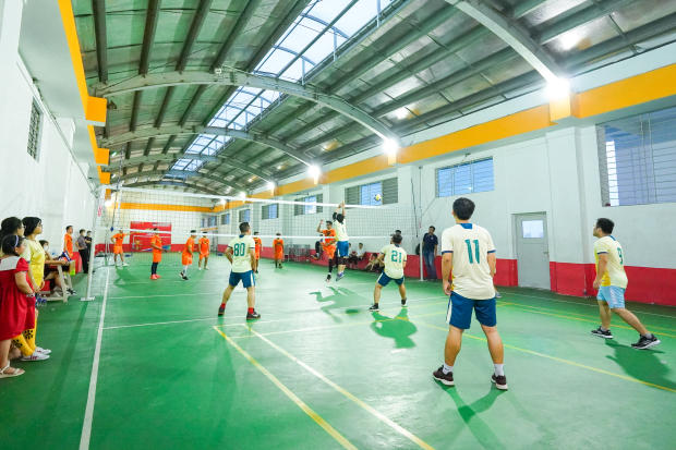 Album ảnh Hội thao CB-GV-NV 13WIN13 2022: Phút đăng quang Bóng đá nữ của LQ P.Tư vấn Tuyển sinh - P.Truyền thông - K.Trung Quốc học 264