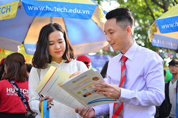 Cẩm nang hướng nghiệp 2022 online chính thức ra mắt 31