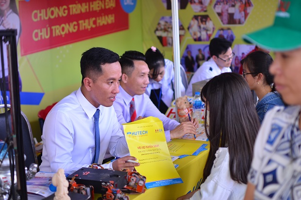 Học ngành Kỹ thuật cơ điện tử có dễ xin việc làm không? 13WIN13 3